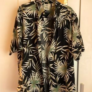 Coo & Classic Hawaiian Shirt